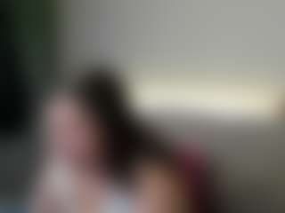 Maya-Raay's Live Sex Cam Show