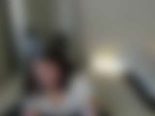 Live cam show with Maya-Raay - Legs on Soda Cam