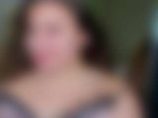 Maya-Raay's Live Sex Cam Show