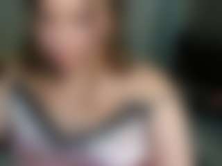Live cam show with Maya-Raay - Small Tits Brown Hair on madthumbs