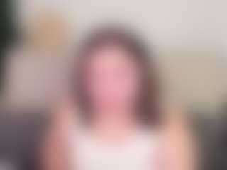 Live cam show with Maya-Raay - Longhair on Soda Cam