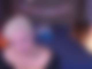 Live cam show with CrystalVibe - Facial on Strip Flash - Live Sex Shows