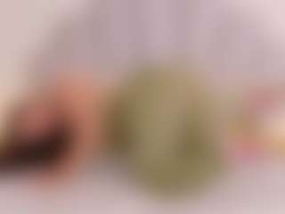 EmmaConti2's Live Sex Cam Show
