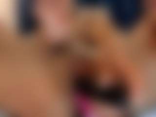 Live cam show with ErikaMoore - Boots on CamClone