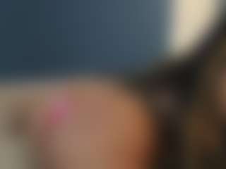 Live cam show with ErikaMoore - Squirt on SinfulBabes