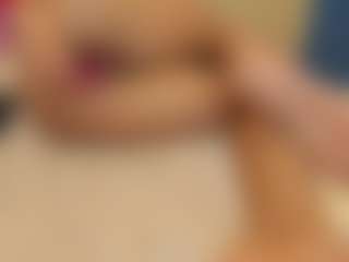 Live cam show with ErikaMoore - Cumface on Free Soda