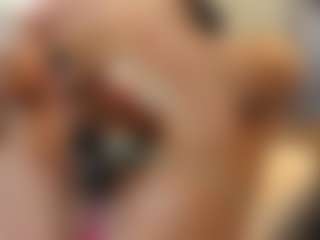 Live cam show with ErikaMoore - Fingerass on Uber Horny