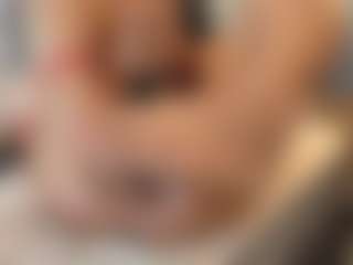 ErikaMoore's Live Sex Cam Show