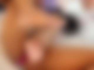 ErikaMoore's Live Sex Cam Show