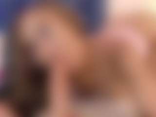 Live cam show with ErikaMoore - Petite on camwithhim.com