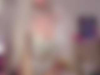 Live cam show with Icerebel - Blue Eyes on Fling VIP Chat