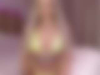 Live cam show with Icerebel - Blonde Hair on sexytreat.net