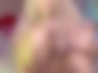 Live cam show with Icerebel - Blue Eyes on Big Tits