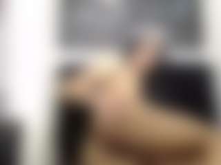 Live cam show with Lia-Vip - Tease on Camsoda