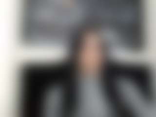 Live cam show with Lia-Vip - Cumshot on CamClone