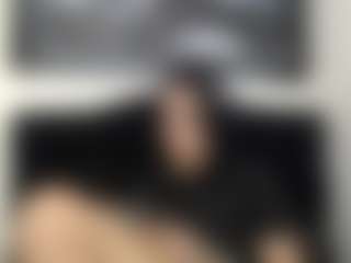 Live cam show with Lia-Vip - Smoking on Stripli.com