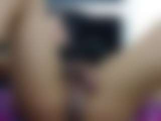 Live cam show with Lia-Vip - Flat Chested on Milfs Live