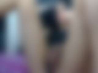 Live cam show with Lia-Vip - Dirty Talk on SpunkLive