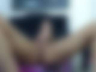 Live cam show with Lia-Vip - Cumshot on crypto-cams