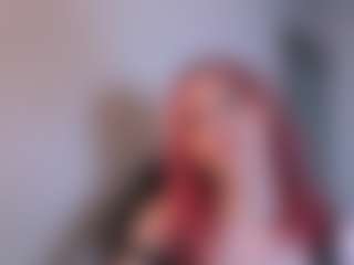 Live cam show with KiranaHayes - Caucasian on Adult Interactions