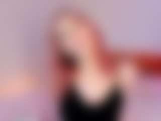 Live cam show with KiranaHayes - Caucasian on StripNow