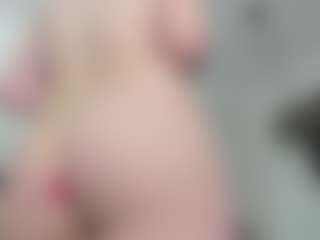 AmmyConnor's Live Sex Cam Show