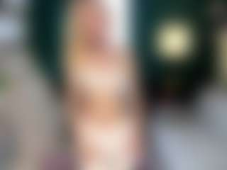 EvaFilipiak's Live Sex Cam Show