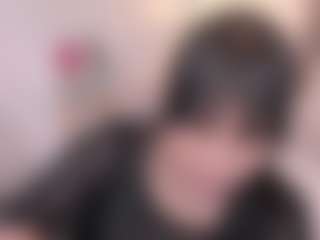 Live cam show with Gia-Fox - Shaved on Strip Flash - Live Sex Shows