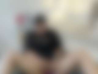 Live cam show with Gia-Fox - Roleplay on Streamer API
