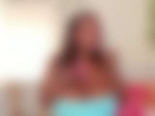 Live cam show with IvyBennet - Ebony MILF on Camsoda