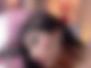 Live cam show with Kitty Kisses - HD on Camsoda