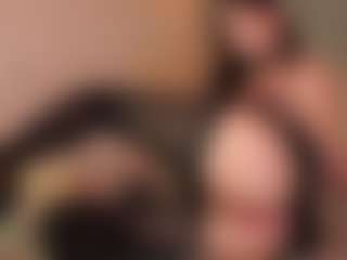 Live cam show with LilluCooper - Tiny Tits on SpunkLive
