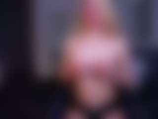 Live cam show with dasha-brown - Small on AdultVida.com