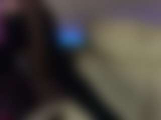 Live-Cam-Show mit LindsyRawrr - Camel Toe auf Camsoda
