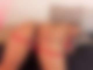Live cam show with xioomaracortez - Ride Torso on Milfs Live