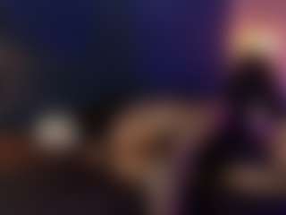 Live cam show with Zoee 8 - Erotic Dance on Camsoda