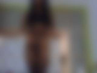 Live-Cam-Show mit blackbeauty-ts - Black auf Camsoda