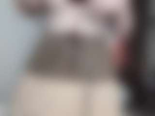 Live cam show with DionnaSeegars - Bra on Sweet Sext