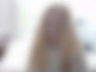 Live cam show with DionnaSeegars - Bra on Camsoda