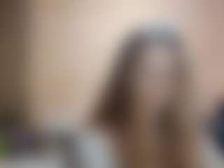 Live cam show with DionnaSeegars - Bra on Camsoda