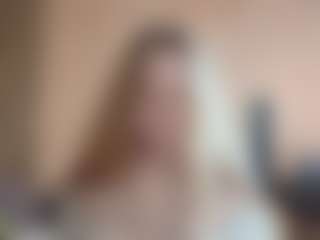 Live cam show with DionnaSeegars - Bra on madthumbs