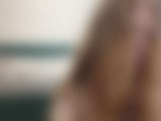 Live cam show with DionnaSeegars - Bra on Camsoda