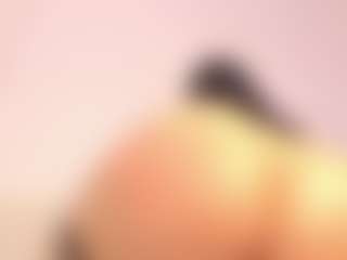 Live cam show with emma-lambert - Facial on Dare Cams