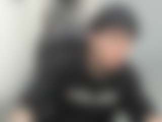Iantwink18's Live Sex Cam Show