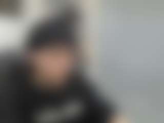 Iantwink18's Live Sex Cam Show