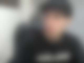 Iantwink18's Live Sex Cam Show