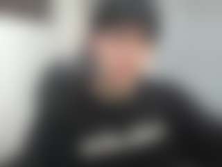 Iantwink18's Live Sex Cam Show