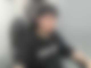 Iantwink18's Live Sex Cam Show
