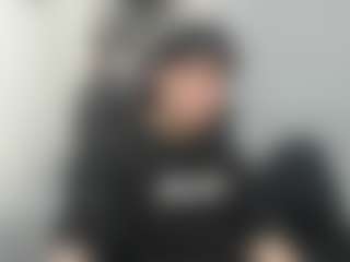 Iantwink18's Live Sex Cam Show