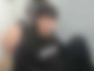 Iantwink18's Live Sex Cam Show